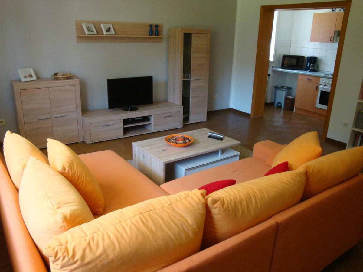 Ferienwohnung Cremer Waldorf Exterior photo